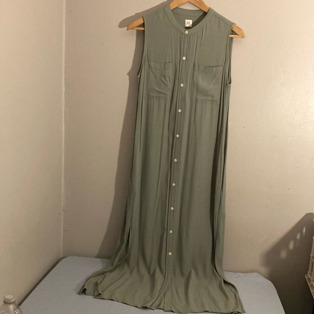 Like new gap maxi dress